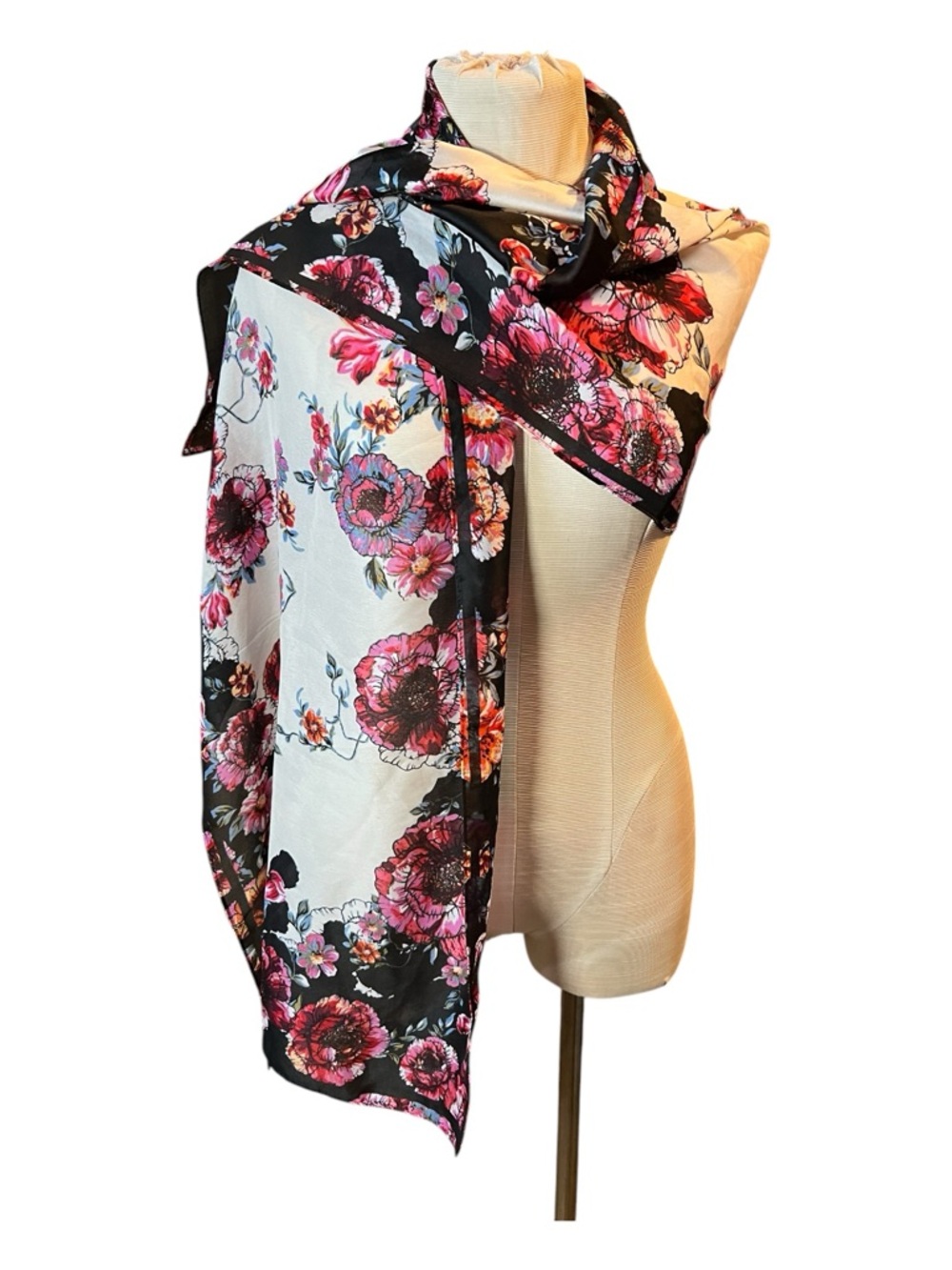 Vince Camuto Black, White & Pink Floral Satin scarf